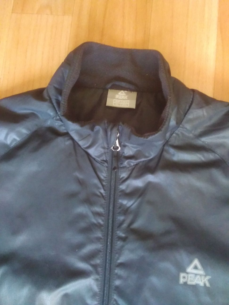 Куртка ветровка мужская, размер L - XL новая