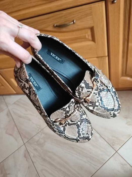 Mokasyny wężowe Vices 39 eleganckie