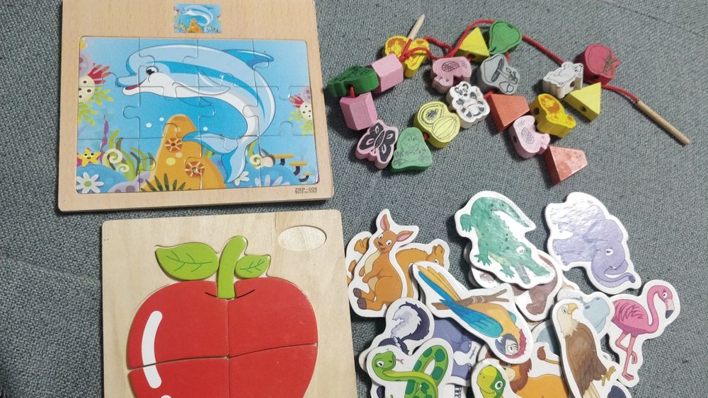 Развивающие игрушки для самых маленьких.