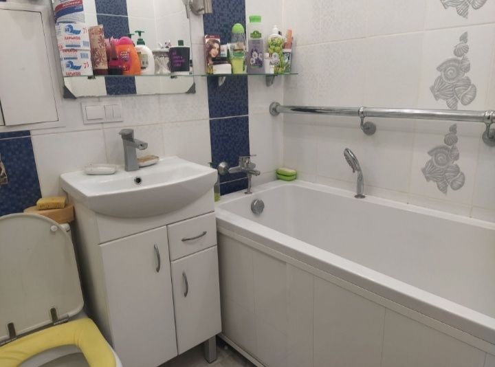 Оренда ліжко-місця в квартирі. Центр