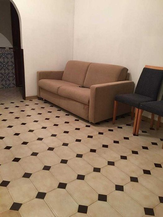 Apenas Quarto para Alugar