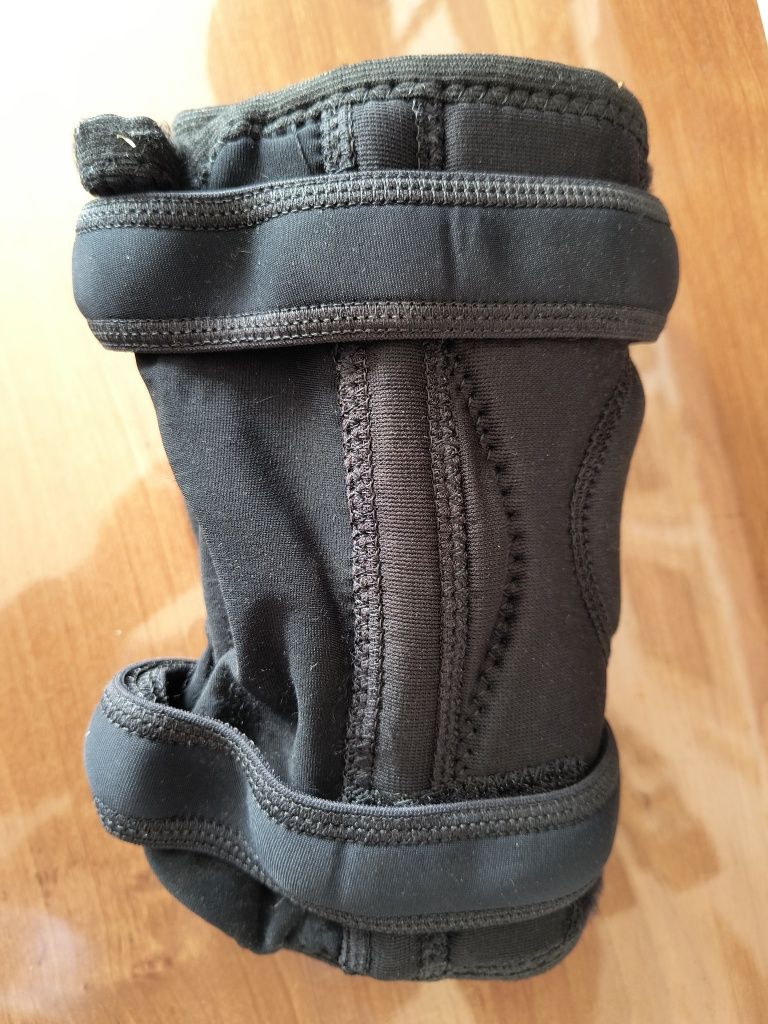 Sprzedam ortezę Tru-Pull Lite, lewe kolano. Rozmiar L.