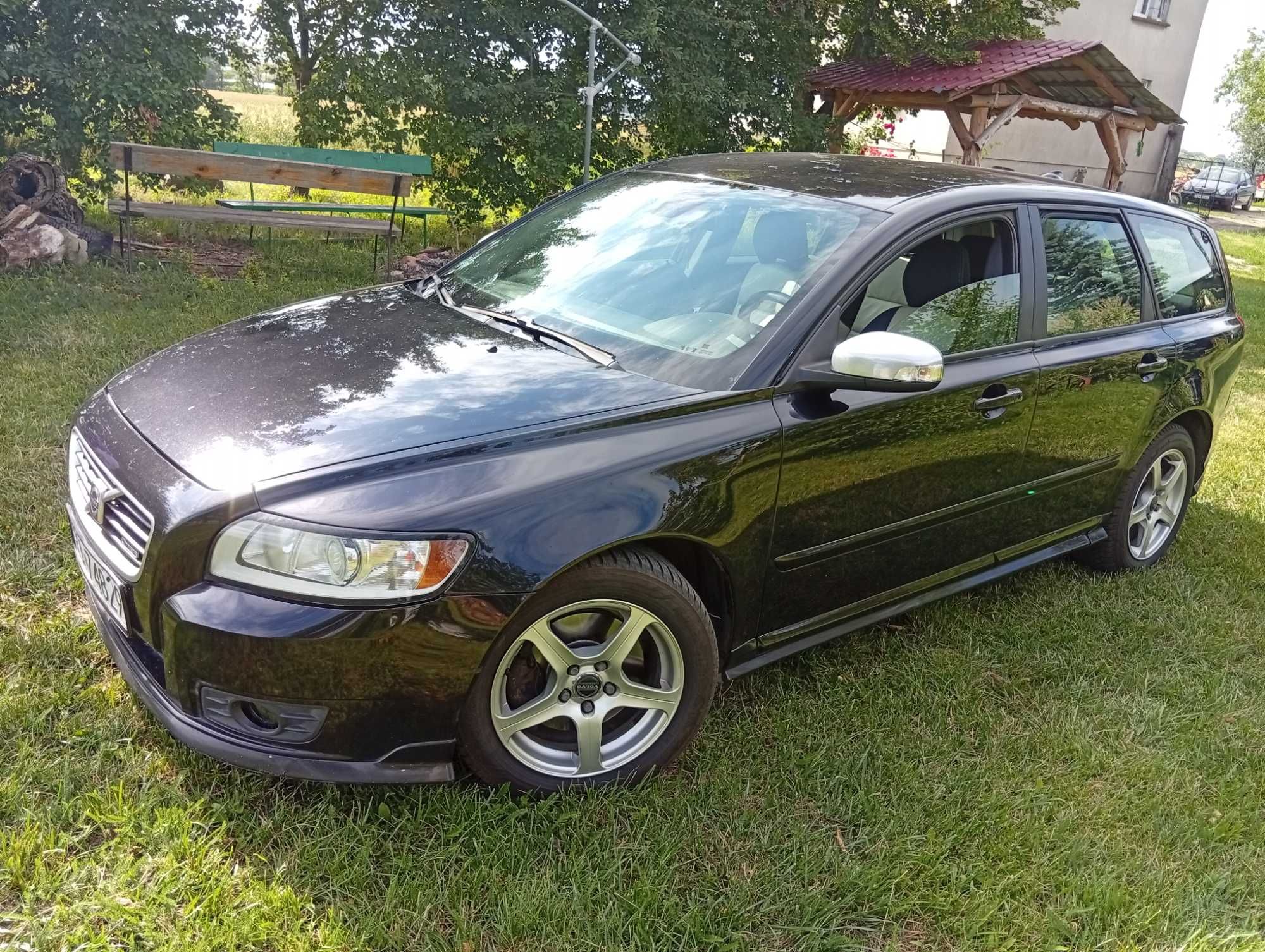 Volvo V50 R-design 2.0d 136km