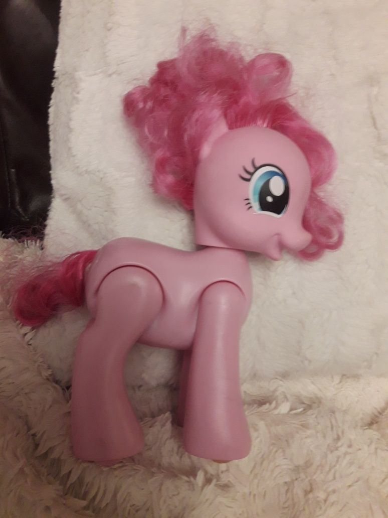 Pinkie Pie