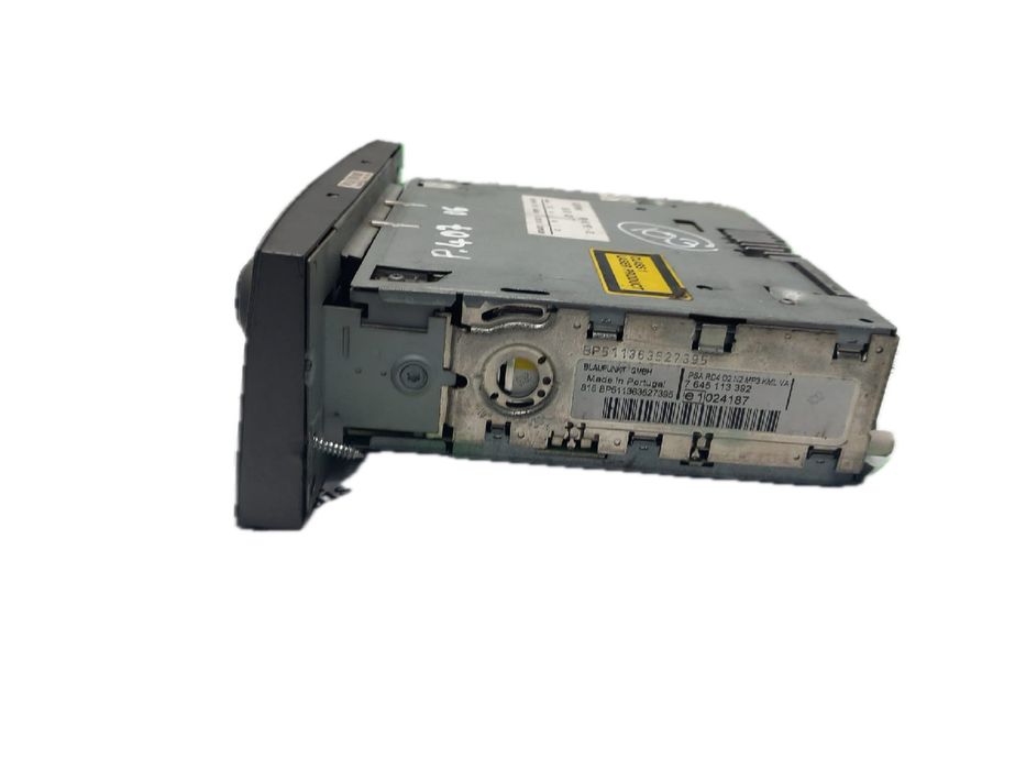 Rádio / auto-rádio AUDI A4 (8E2, B6)