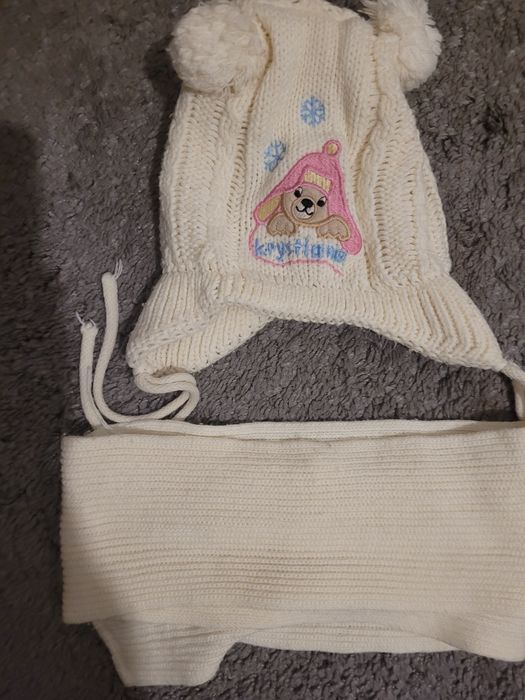 Sprzedam komplet czapka i szalik