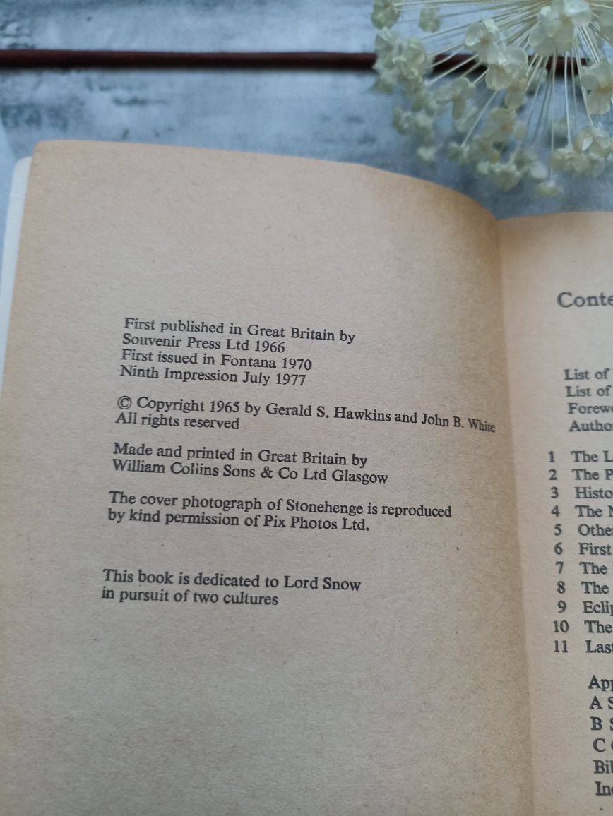 Stonehenge English book оригінал 1977 року книга англійською
