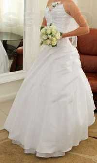 Белоснежное свадебное платье, бесплатная доставка по Броварам, Лесная
