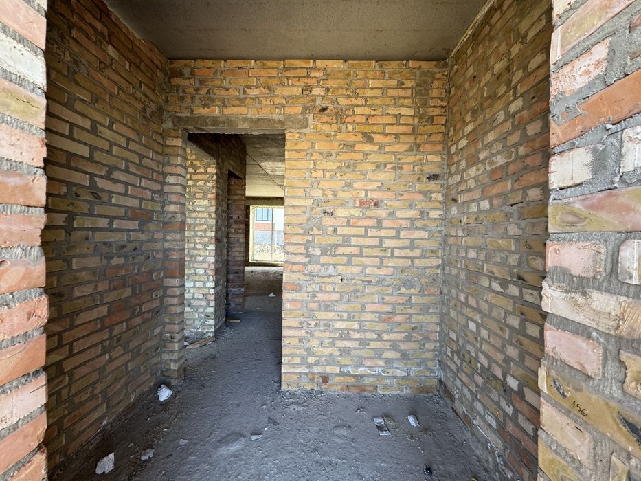 Продам котедж з комунікаціями за Райським садом