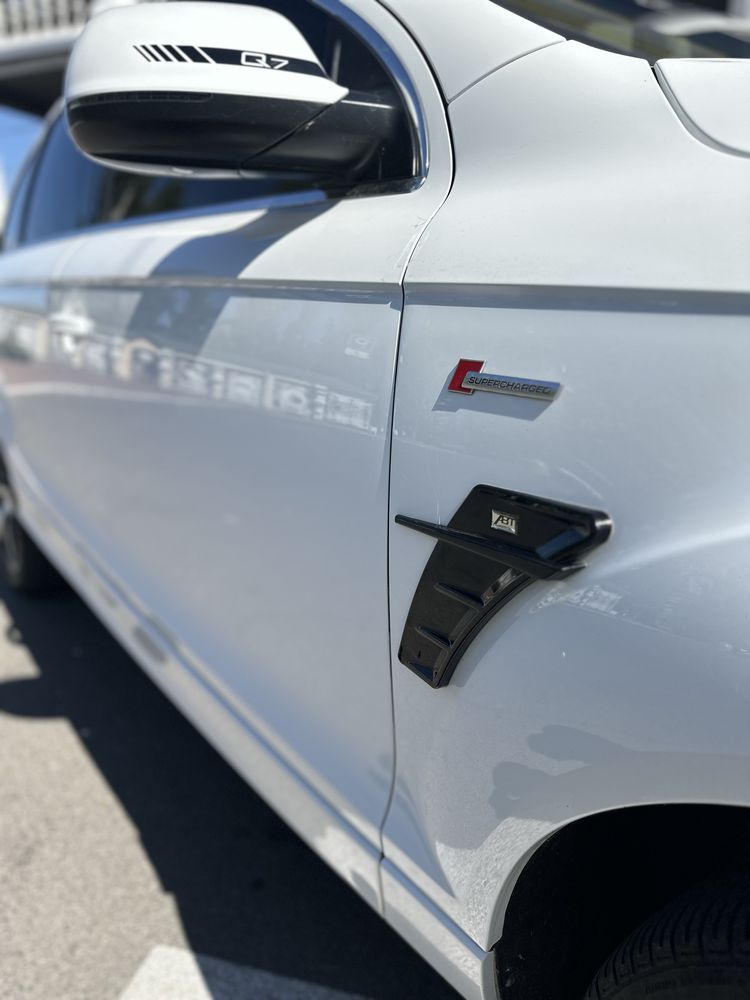Audi Q7 S-LAIN Газ-Бензин