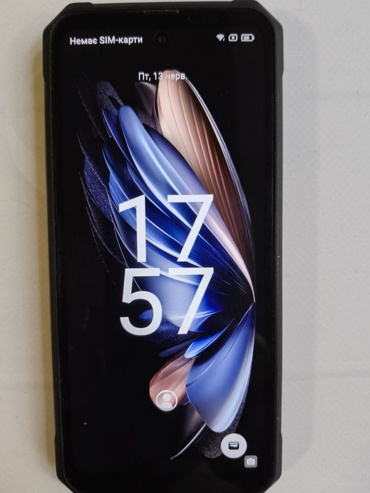 Blackview BL8000. Захищений тактичний смартфон з чохлом на ремінь.