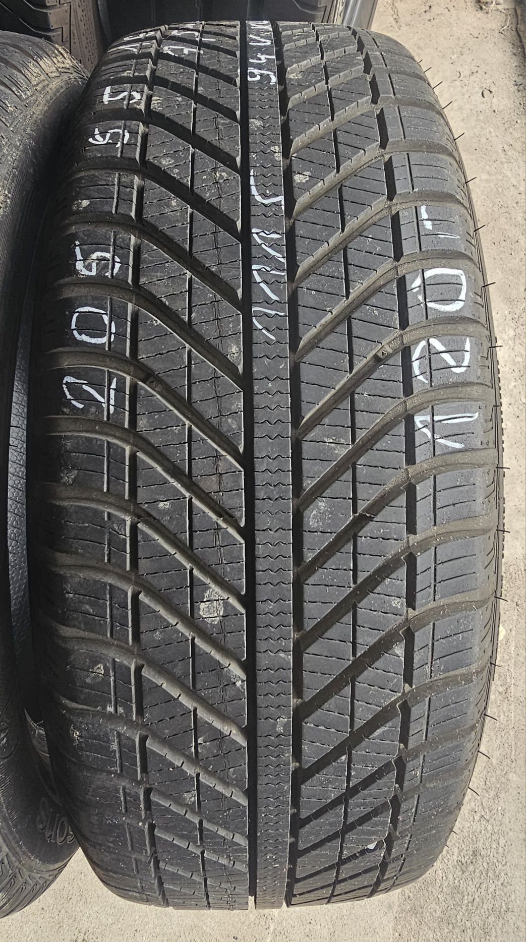 205/55R16 Goodyear Vector 4 Season Wielosezonowe