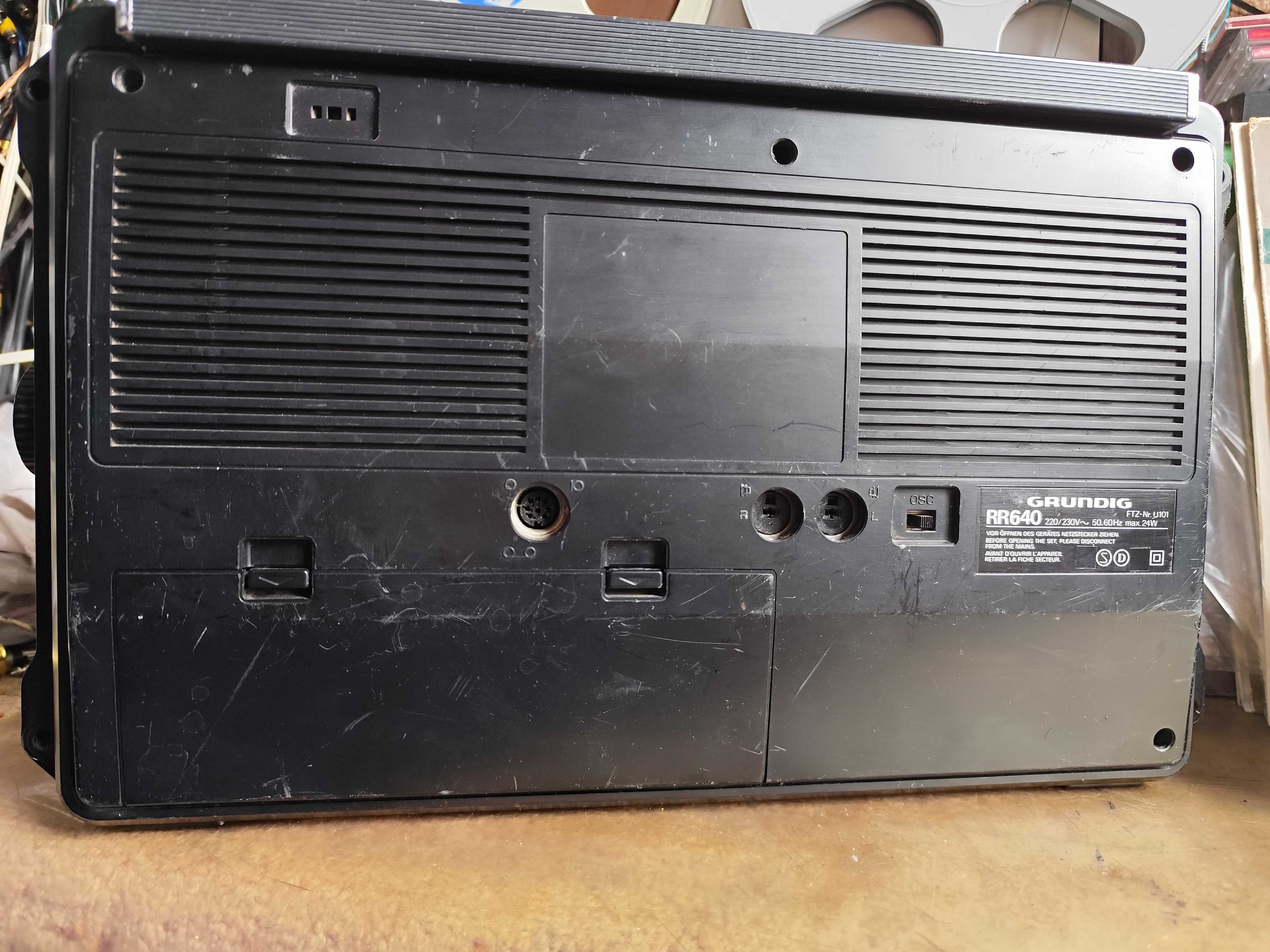 radiomagnetofon Grundig RR640 Profesional