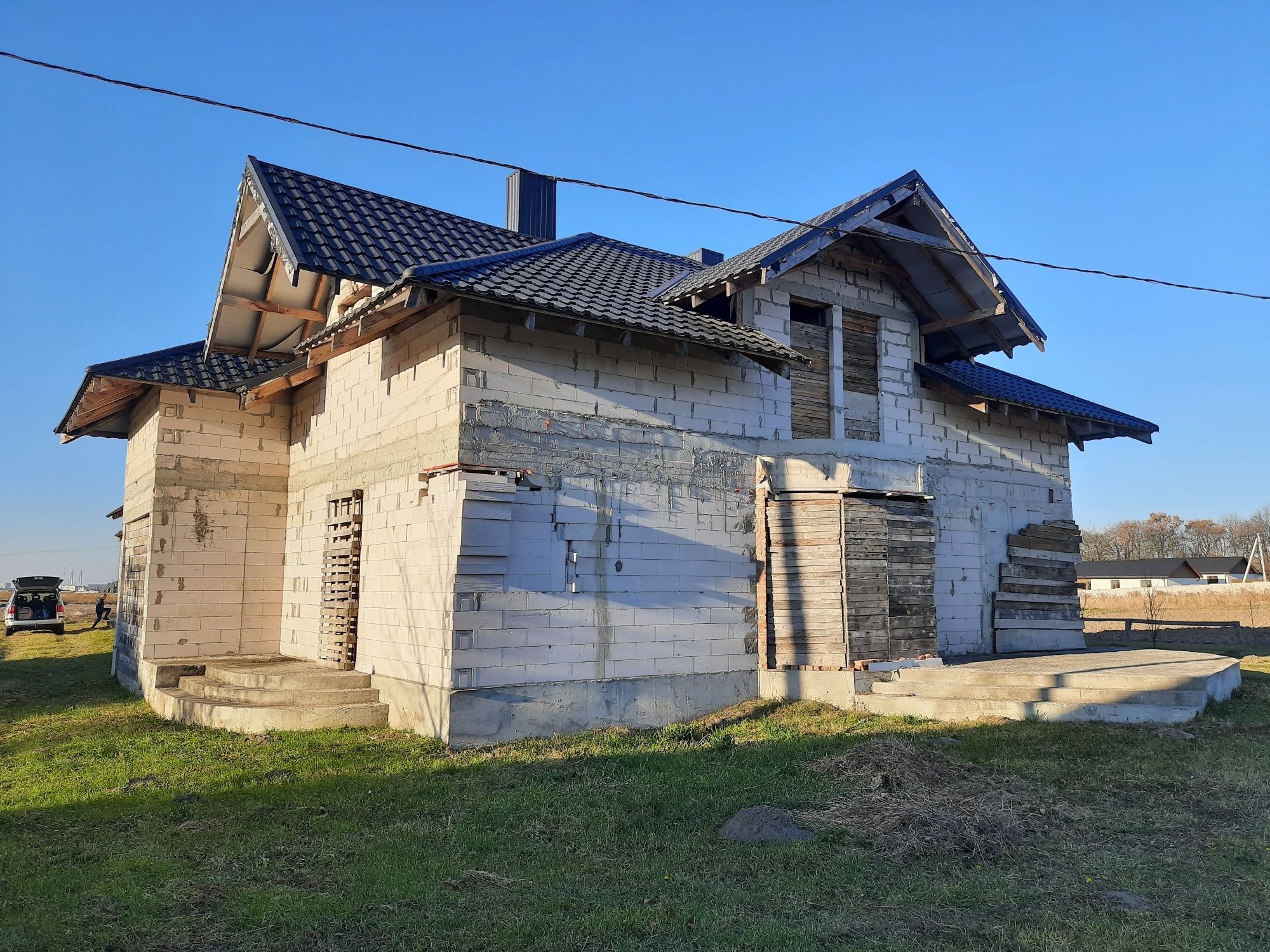 Будинок(незавершене будівництво)