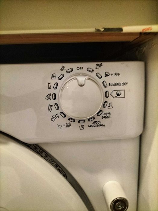 Máquina de lavar roupa ENCASTRE