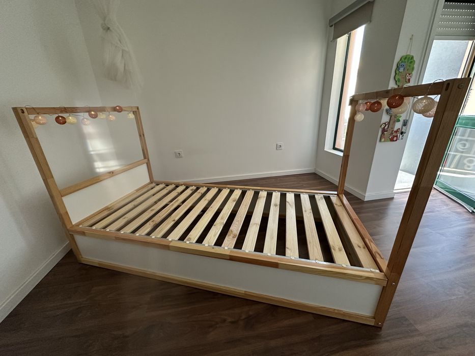 Roupeiro, movel de 3 gavetões e Cama