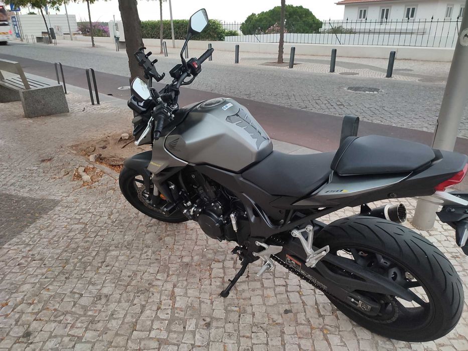 Honda hornet750 ano2025