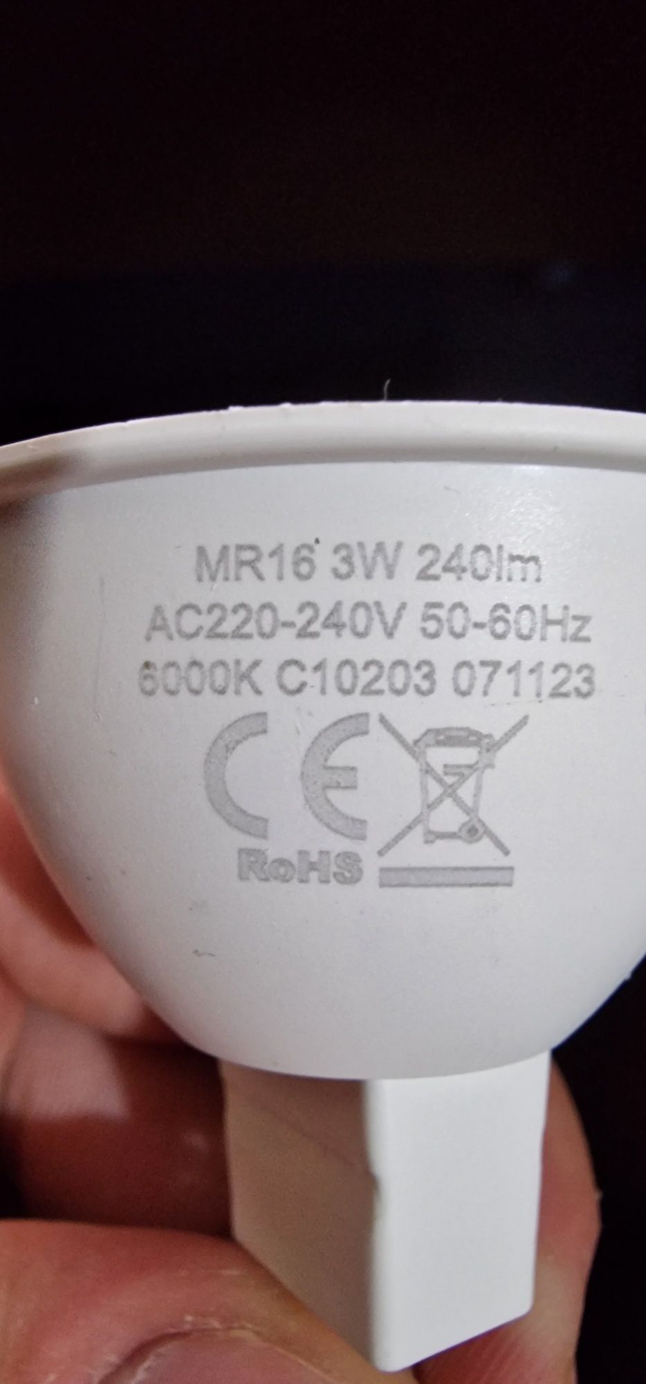 Lâmpadas led MR16 0.5€ CADA