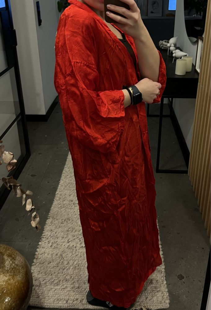 Długie/maxi czerwone kimono/narzutka haftowane