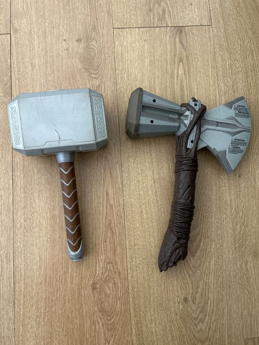Conjunto machado e martelo Thor