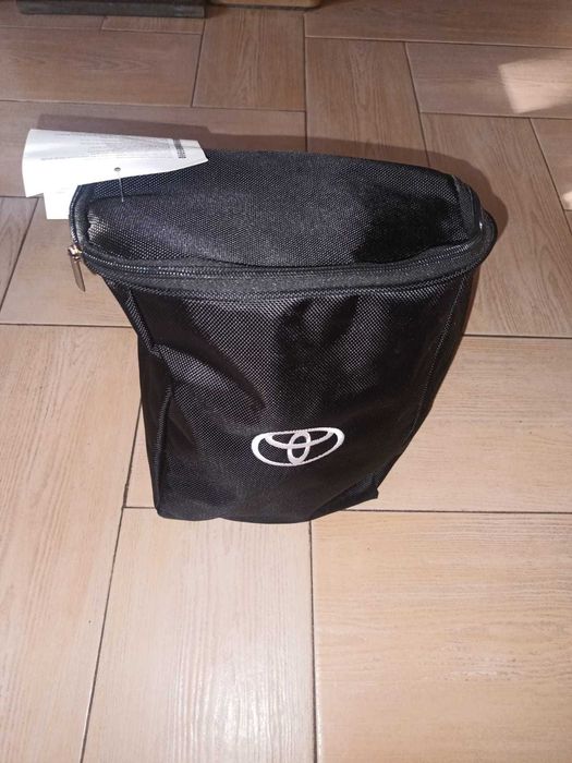 Toyota Corolla | Oryginalne Dywaniki | Kosmetyki | Zestaw powitalny