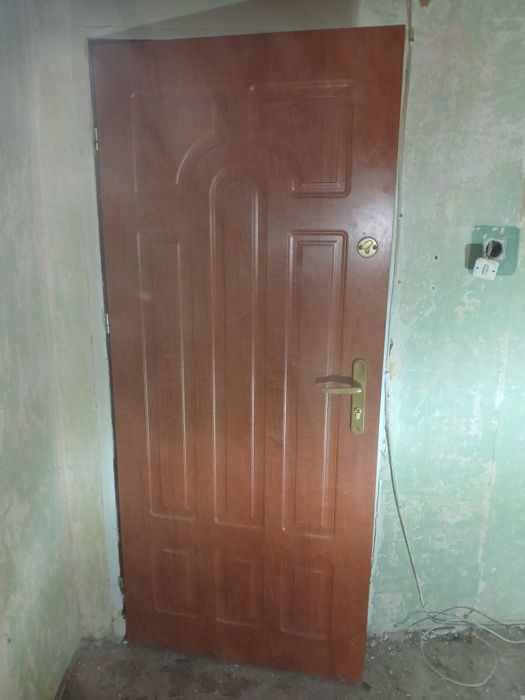 Drzwi wewnątrzlokalowe 80L