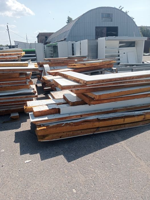 Сендвіч-панелі для утеплення підлоги