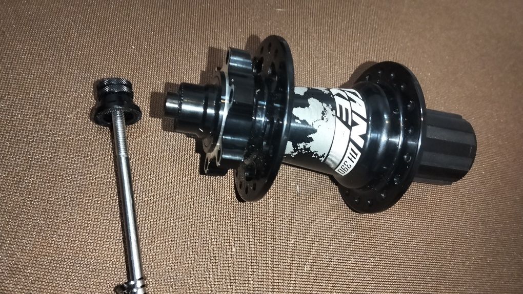 Piasta tył tanke 9x135 /12x142 dartmoor hornet stunt dh fr ns octane
