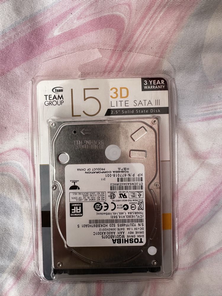 Жорсткий диск TOSHIBA 750GB
