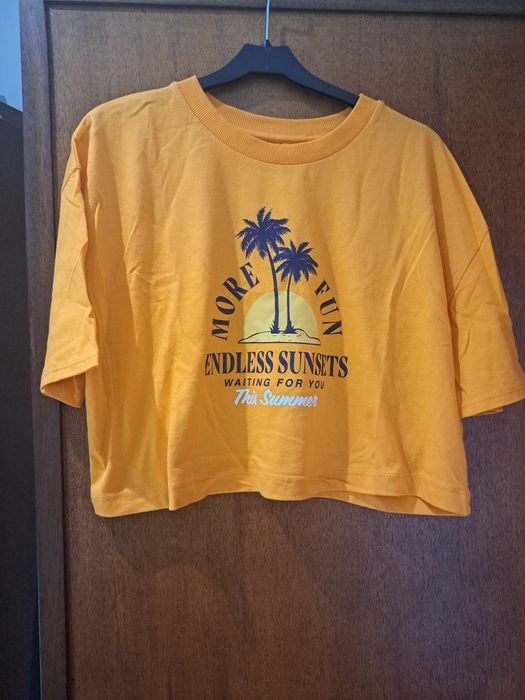 T shirt  lefties