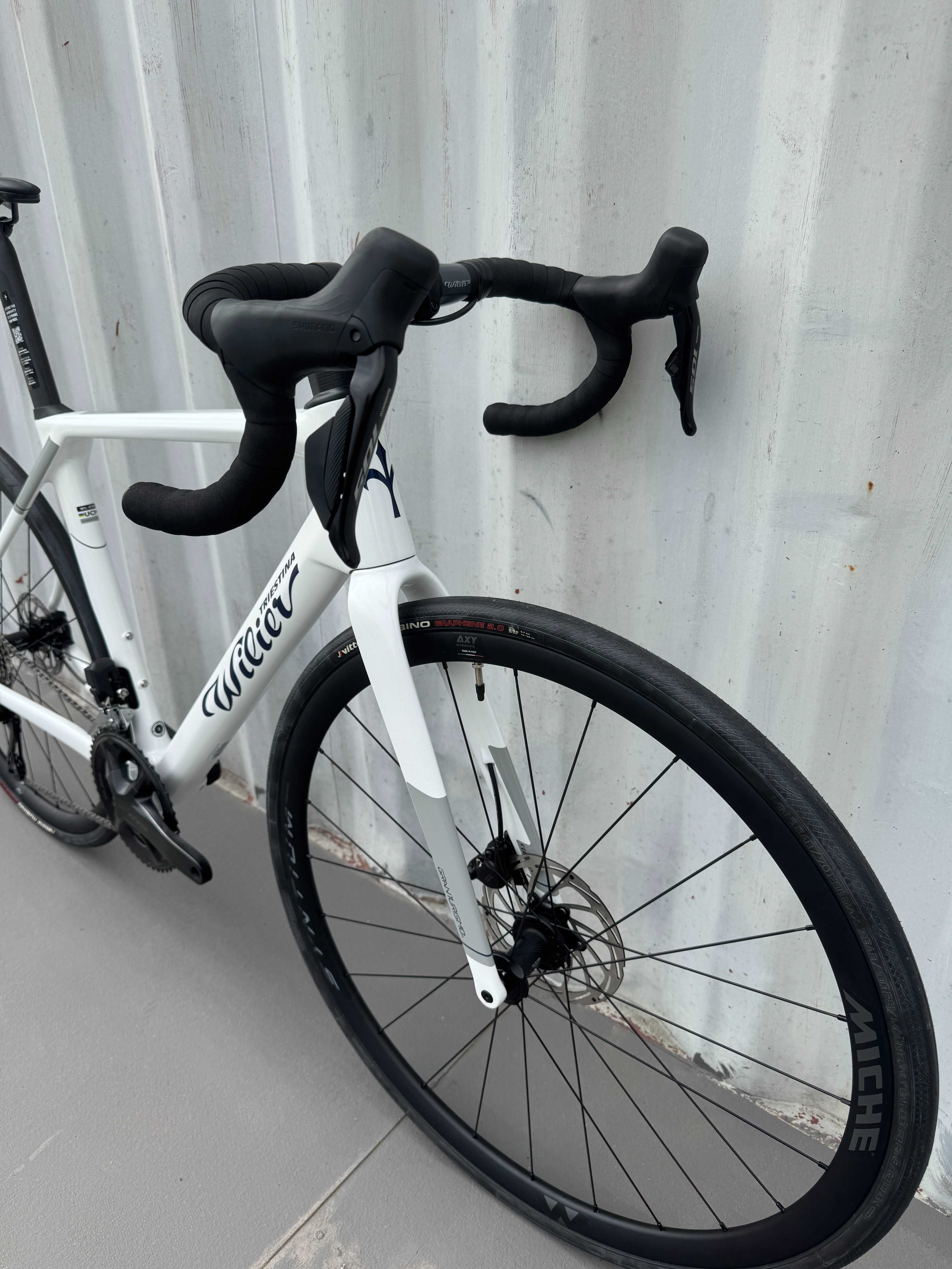 Rower szosowy Wilier Granturismo SL White rozm S 105 Di2