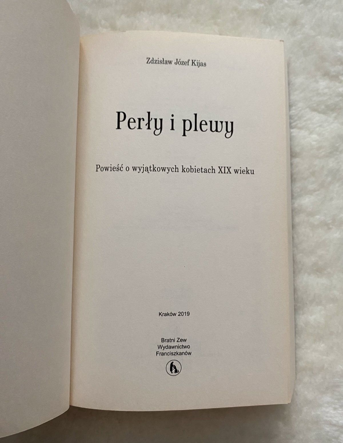 Perły i plewy – niezwykła powieść o kobietach XIX wieku