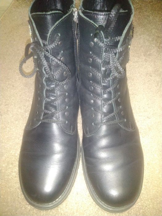 Ботинки зимние женские