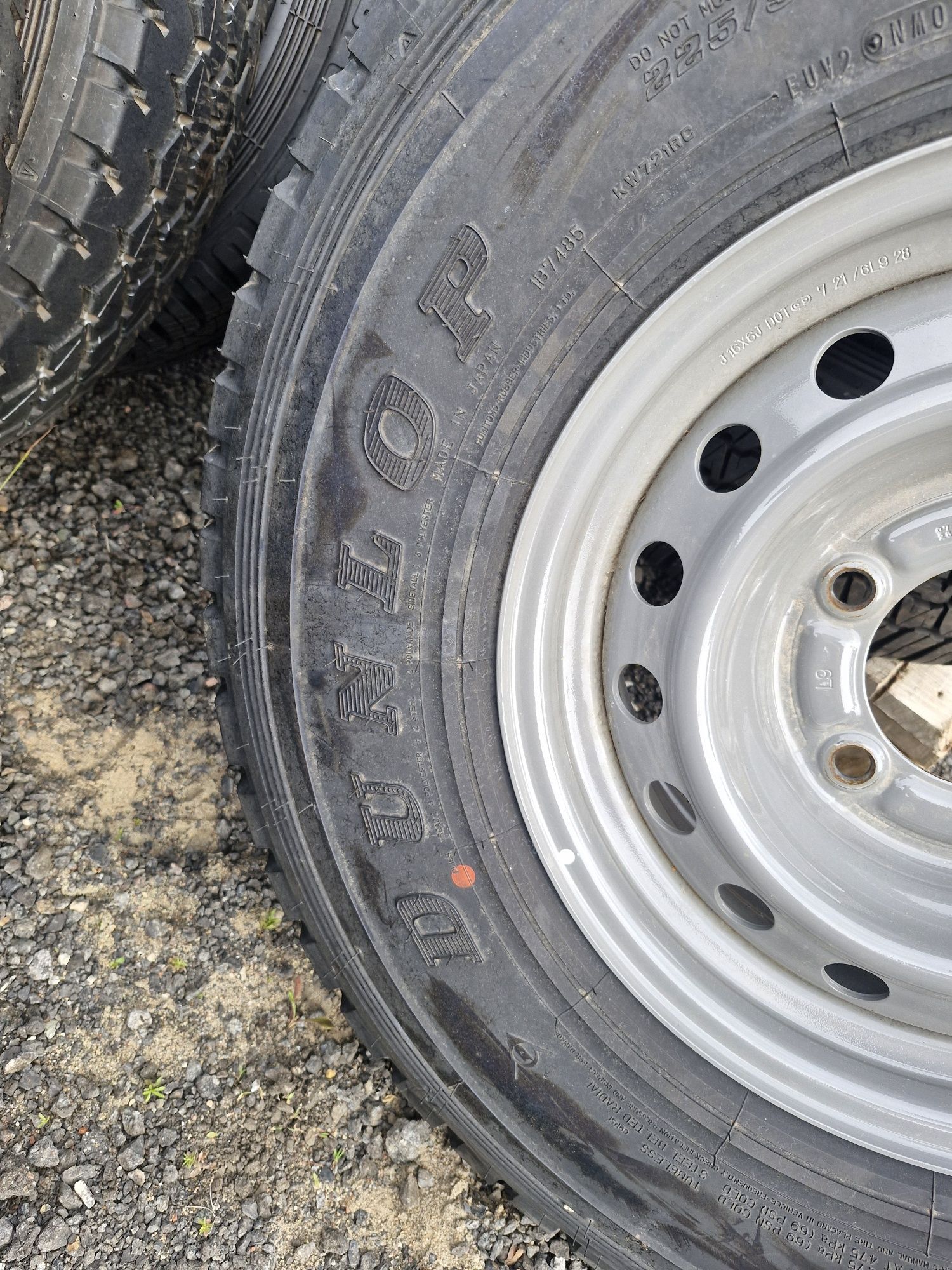 Koła kompletne opony 225/95r16c 7.50r16  uaz gaz buhanka land cruiser