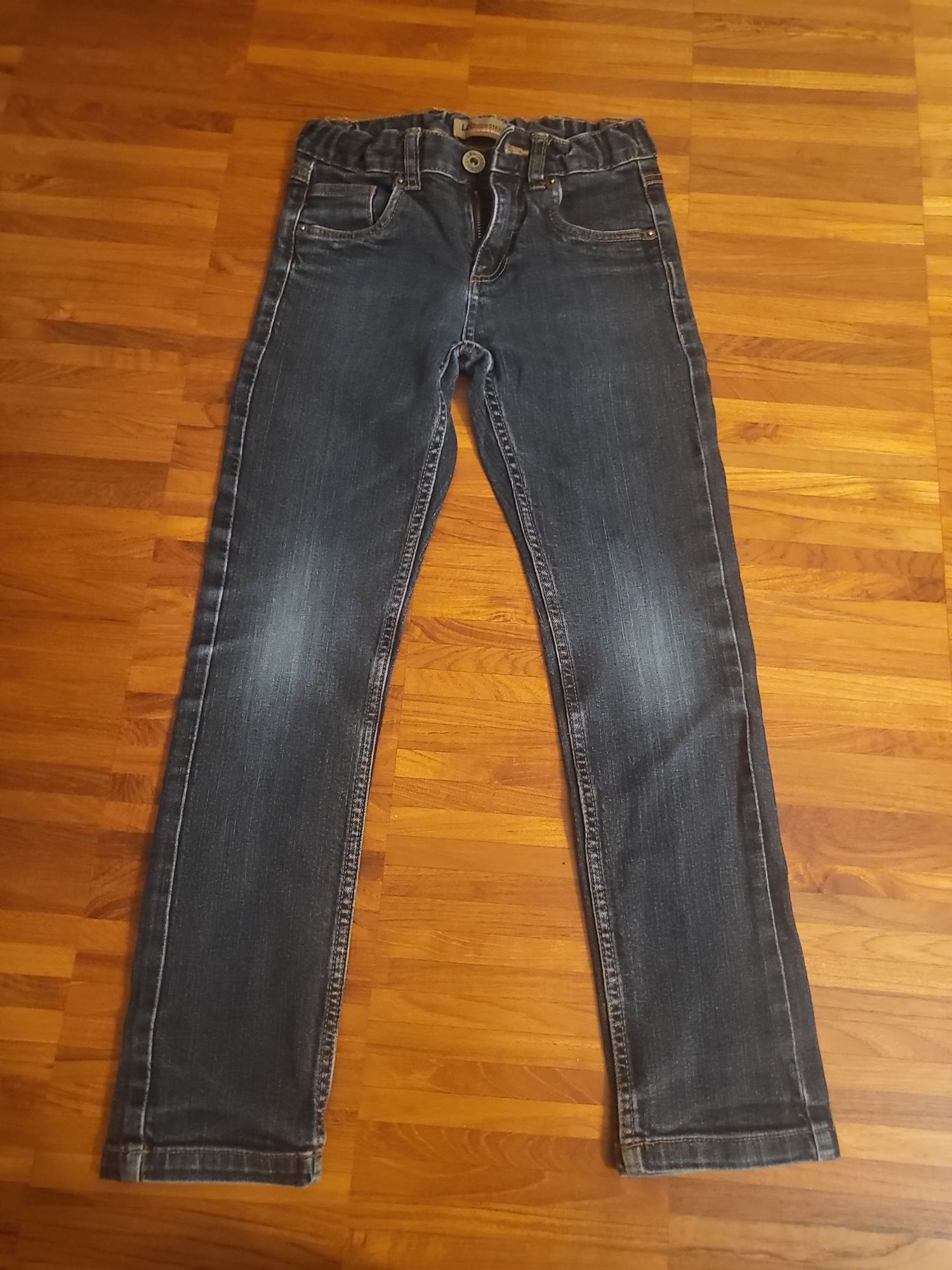Spodnie jeansowe 140 cm