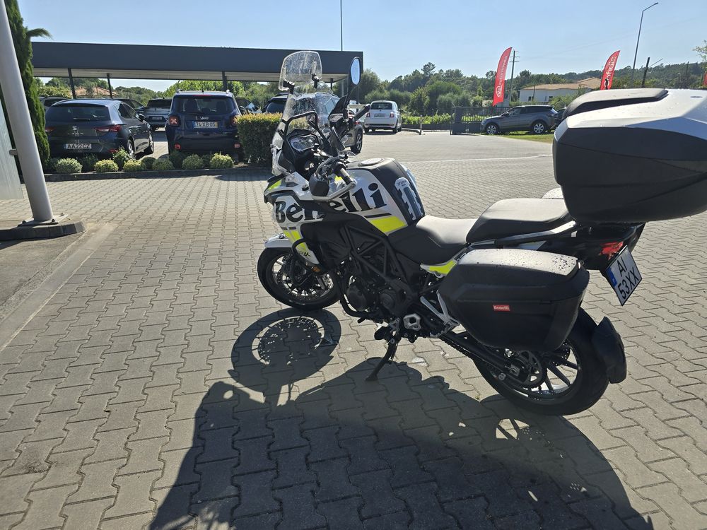 Mota Benelli TRK 502