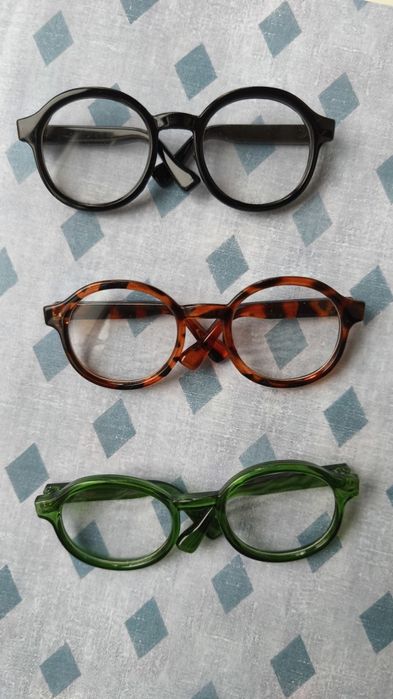 Окуляри для ляльок