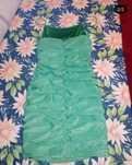 Vestido verde brilhante