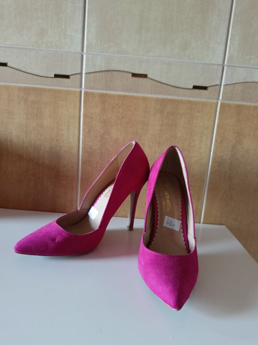 Szpilki r 37.5 fuksja róż