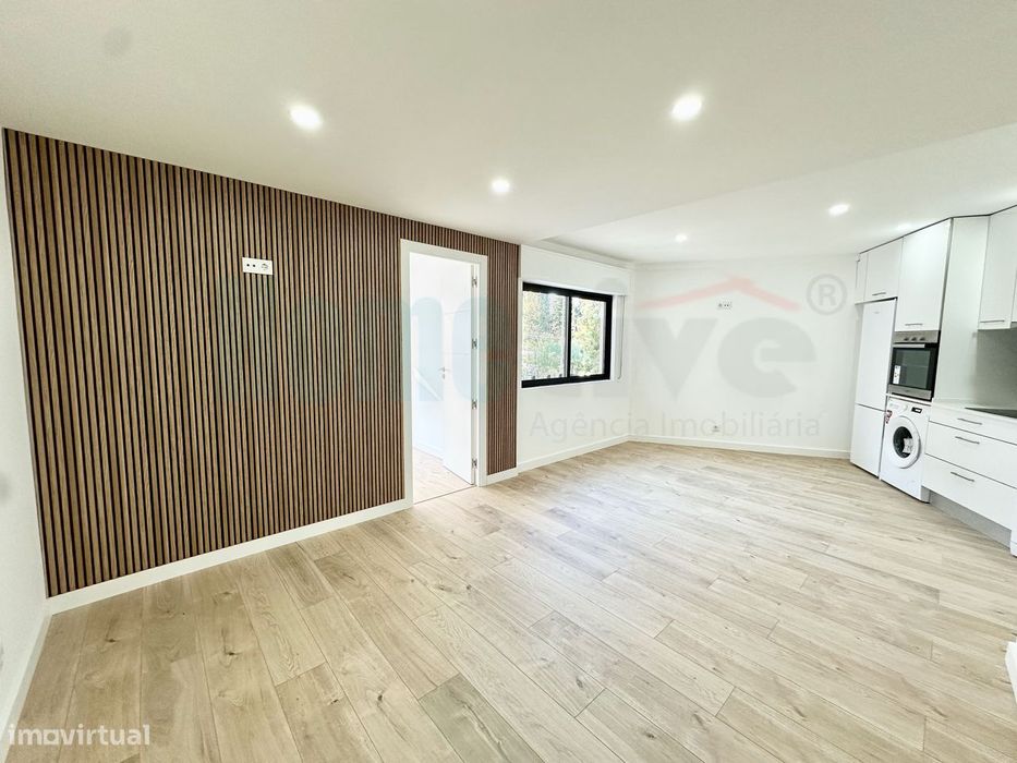 Apartamento T3 Remodelado com Terraço, Castanheira Ribatejo, V.F Xira