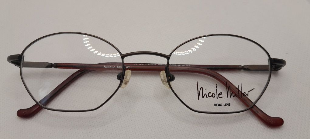 Okulary oprawki korekcyjne Nicole Miller