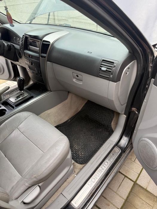 Продам дизельну Кіа Соренто KIA Sorento нерозмитнена
