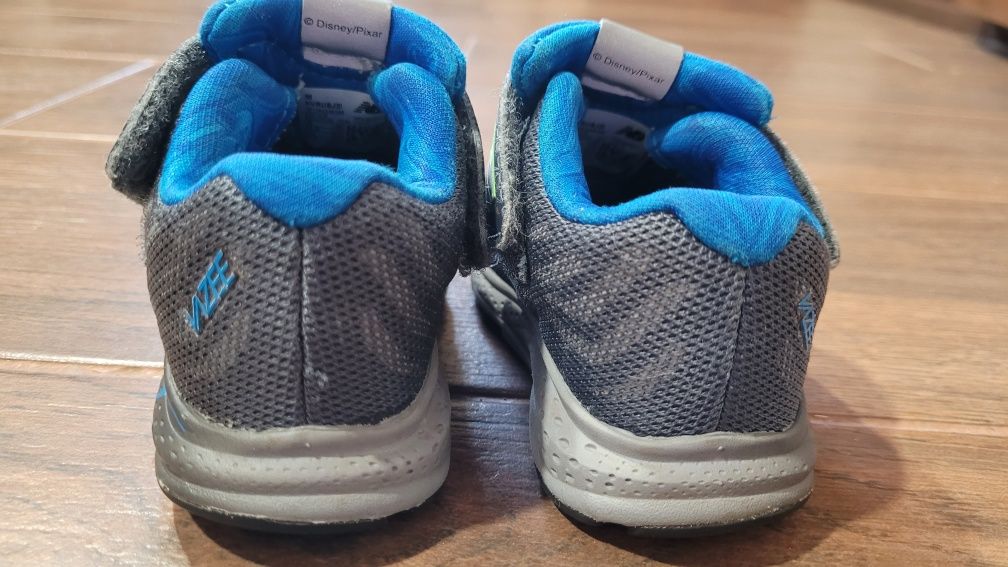 Кросівки New Balance 21 розмір
