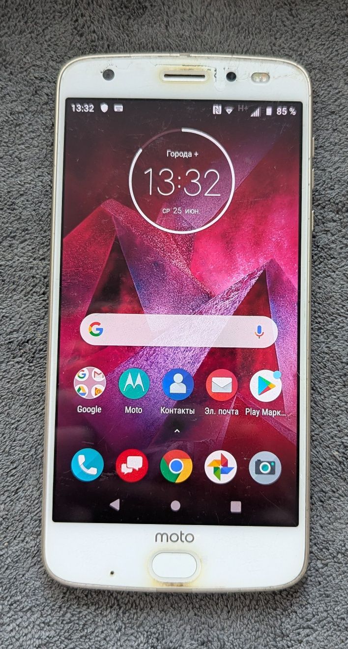 Motorola Moto Z2 Force XT1789-1 4/64gb Gold 9й андроид!
