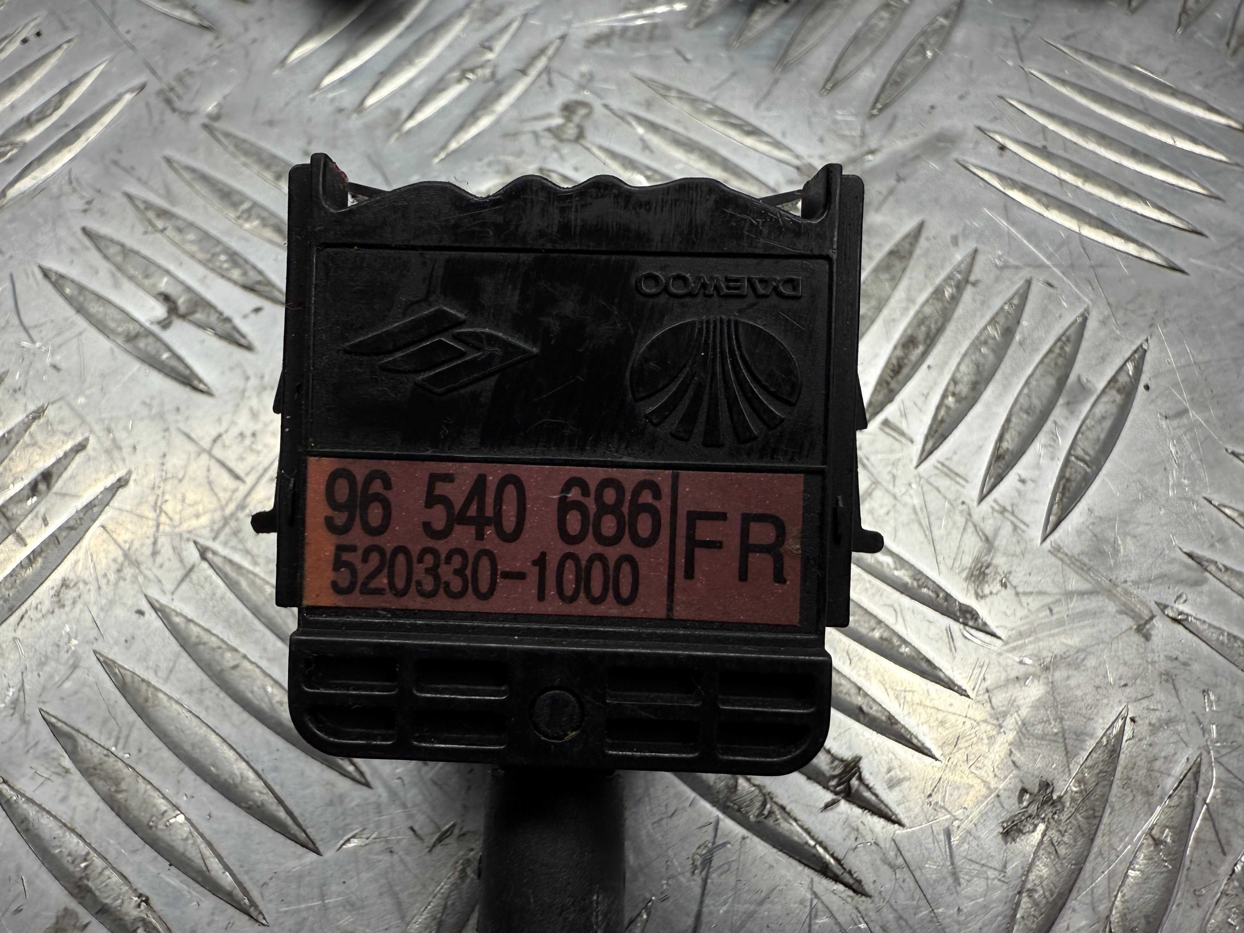 Переключатель дворников правый Chevrolet aveo t200 хетчбек 96540686