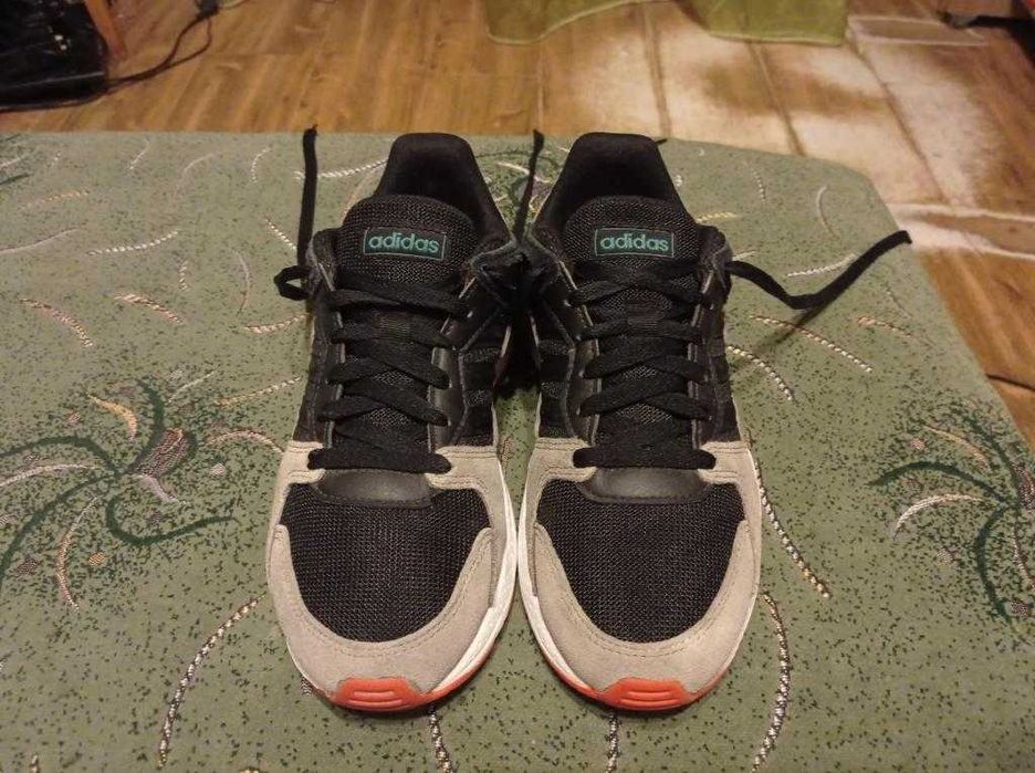 Кроссовки кожаные Adidas оригинал размер-39 по факту стелька-25 см