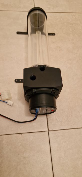 Alphacool Pump and Reservoir64170300431619124