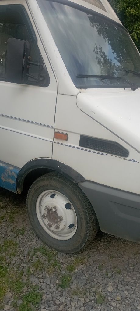 Iveko deyli 2.8.1999 р