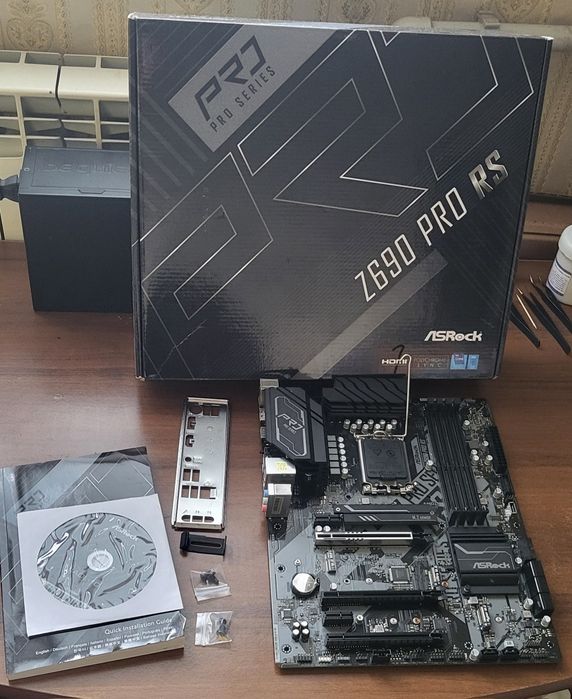 Материнська плата ASRock Z690 Pro RS (s1700, Intel Z690, DDR4)