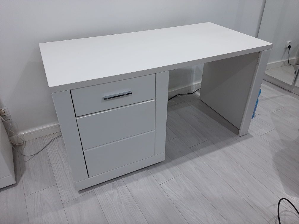 Komoda Snow Agata Meble 96 cm 42 87 biała 3 szuflady